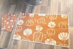 H176 Orange Festive Pumpkin Fall Kitchen Rug And Towel Set (2), Low-Profile Rug